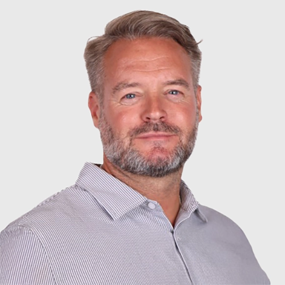 Dr Andrew P Willis - Image